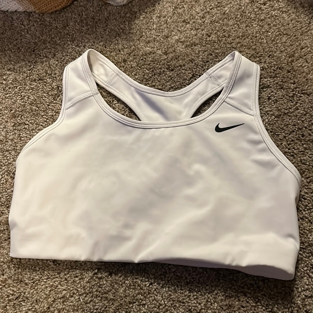 White NIKE SPORTS bra